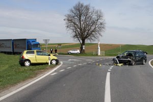 Slika Fotografije/Opcenite fotografije/Prometne nesrece/prometna_10042012.jpg